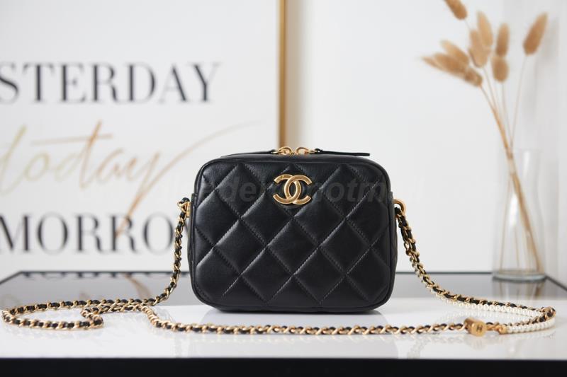 Chanel Handbags 675